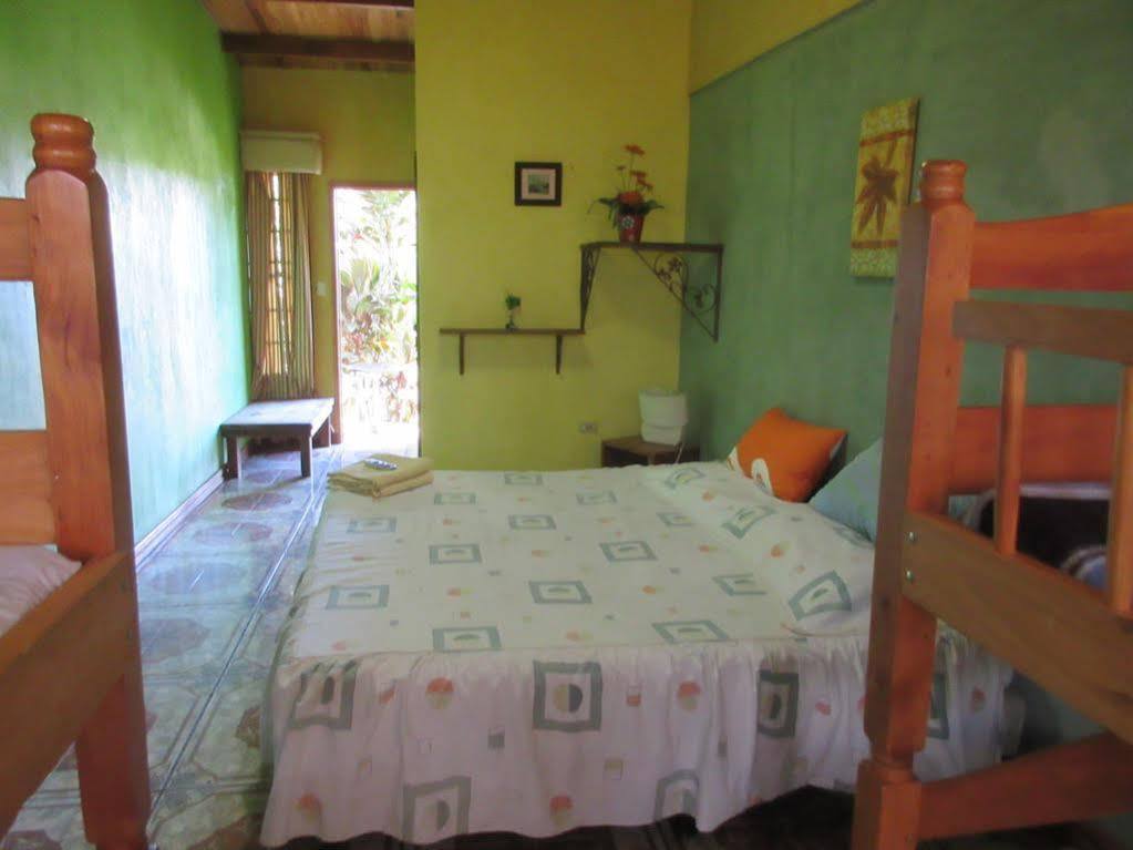 Aparthotel Villa Pacande & Rooms Pilas Buitenkant foto